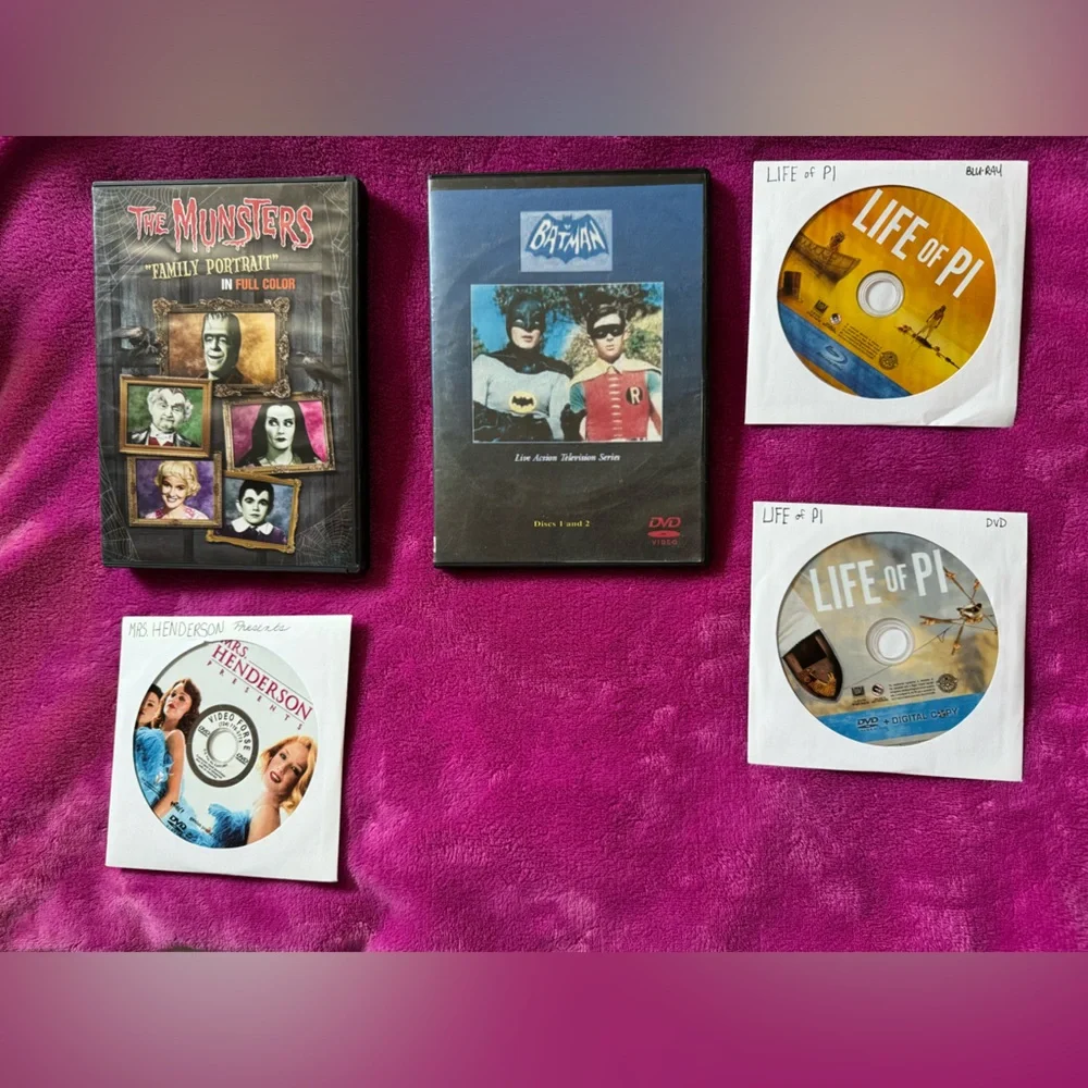 Eight DCD Bundle! - Picture 1 of 4